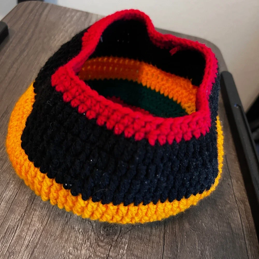 Hand Knit Beret Unisex One Size Multicolor Colorblock Crochet‎ Slouchy Artwear